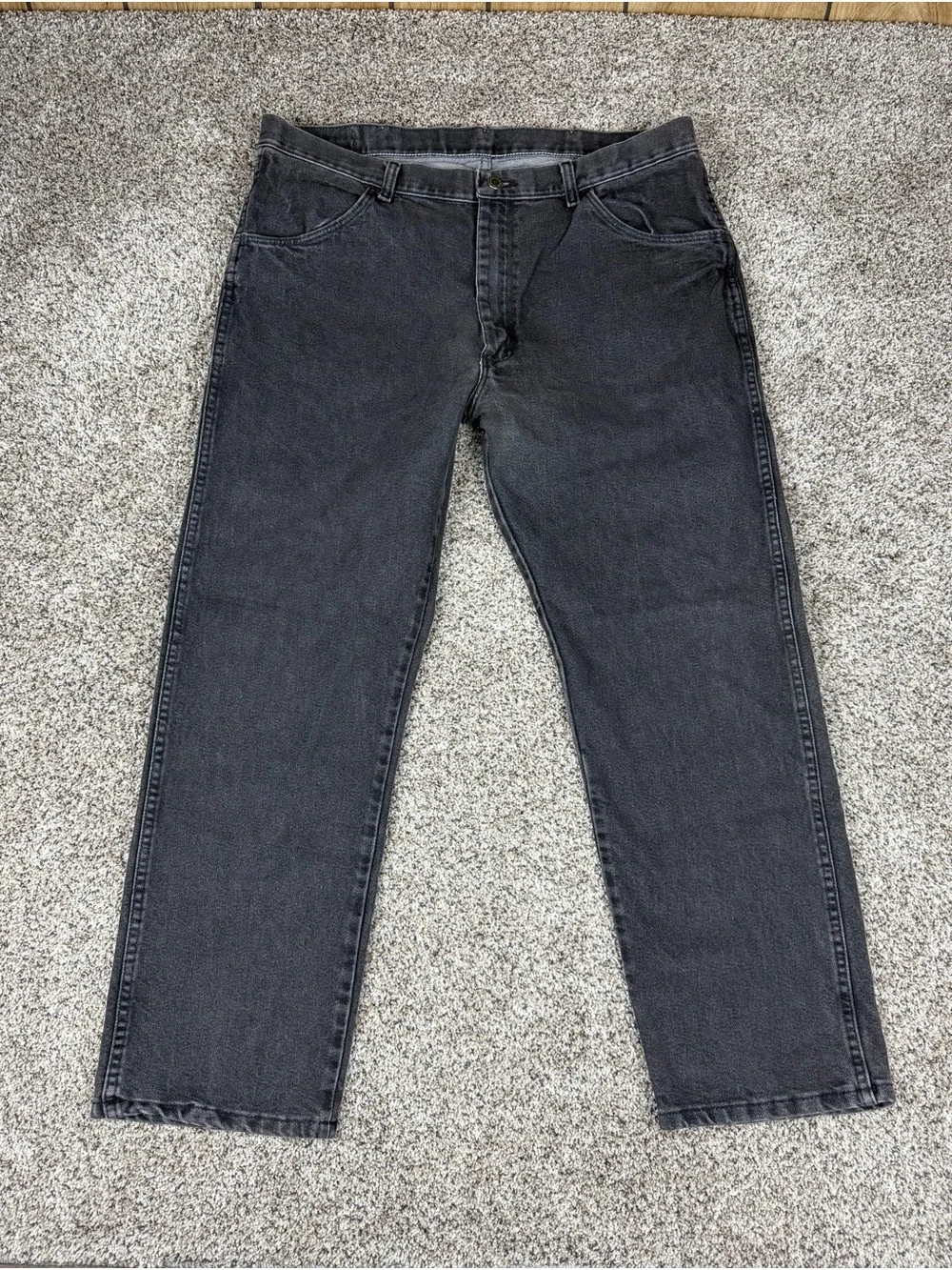 Sz 38 X 29 Men’s Wrangler Brand Cotton Denim Straight Leg Jeans Black